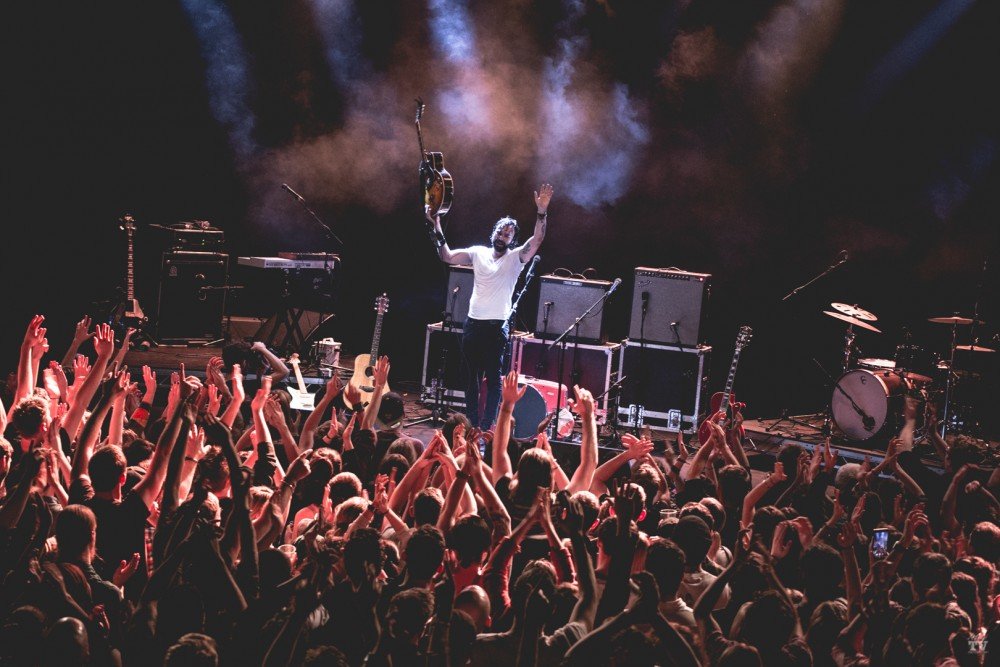 Shakey Graves live on tour